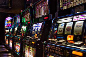 Casino workers across Ontario poised to strike