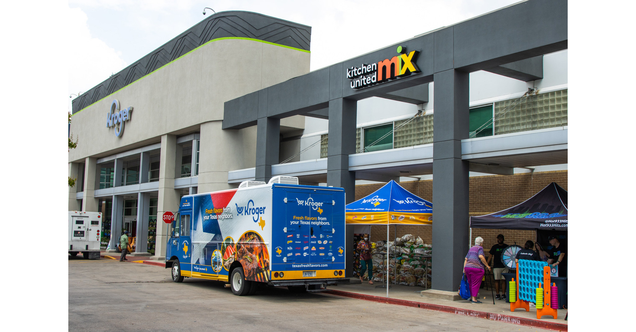 Dallas First Kitchen United MIX Inside Mockingbird Kroger