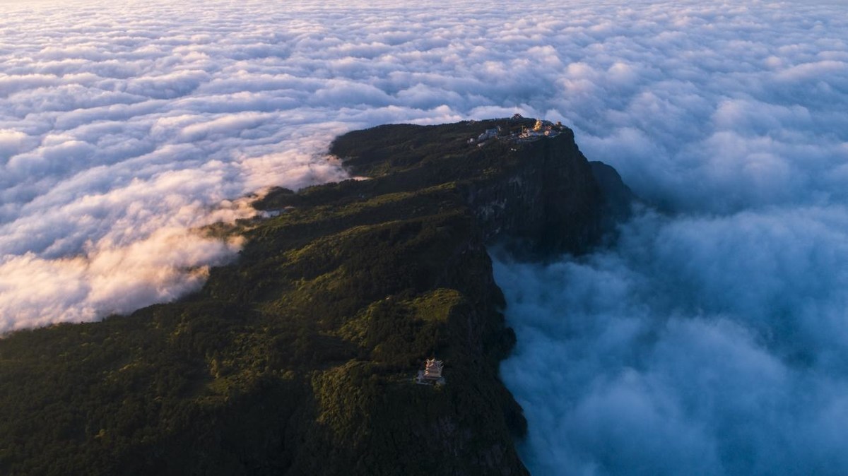 Mount Emei Unveils Major Promotions to Fuel Tourism Development - Vimarsana News