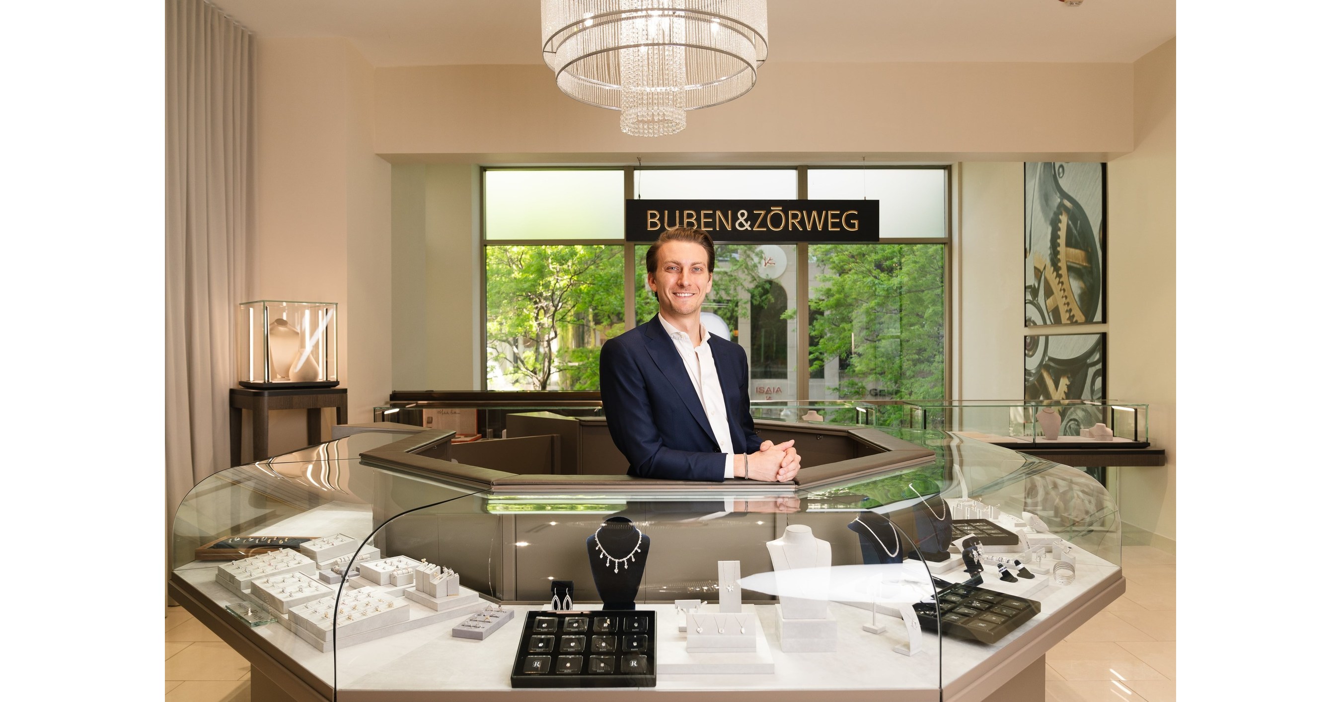 Third-Generation Jeweler Launched First-of-its-Kind Jewelry Software