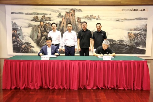 iQIYI and Poly Culture Reach Strategic Partnership to Drive Growth with Online and Offline Integration