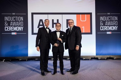 from left to right; Ramzi Hermiz, outgoing Chairman of the Board of Directors for the Automotive Hall of Fame; Lu Weiding, President and Chief Executive Officer, Wanxiang Group Corporation; Jonathan Husby, incoming Chairman of the Board of Directors for the Automotive Hall of Fame (PRNewsfoto/Karma Automotive)
