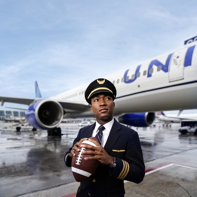 United First Officer and Former Southern Illinois University Football player, Kendall Lane