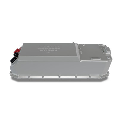 Offering more power and more choices than ever before, Briggs & Stratton is excited to announce the launch of the new Vanguard® 7kWh Diecast Commercial Battery.
