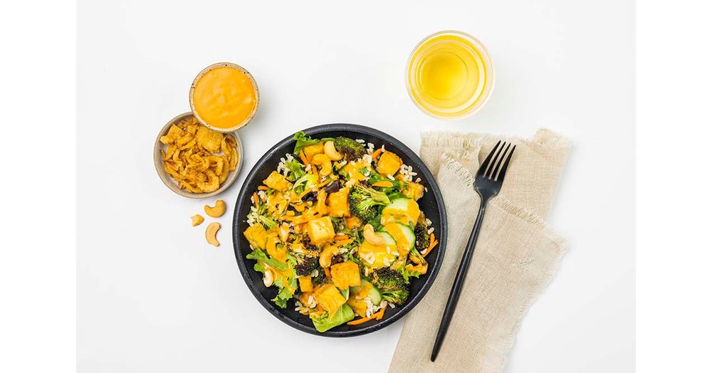 Alaska Airlines cooks up new vegan and plantbased options for