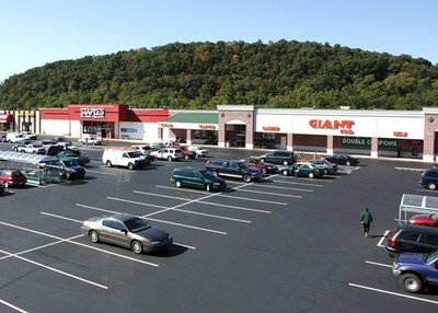 With the help of financing obtained via Eastern Union, America's Realty acquired the 283,308-square-foot Cressona Mall in Pottsville, PA for $16 million.
