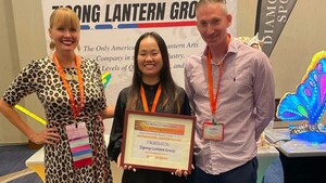 Zigong Lantern Group Wins Award for Best in Show