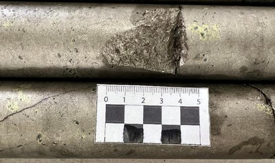 DDH22LU047: Massive sulphide mineralization interpreted as pyrrhotite + lesser pentlandite (a nickel mineral) and chalcopyrite (a copper mineral), from 136.0 to 137.6m* (CNW Group/Bravo Mining Corp.)