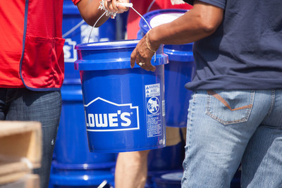 Lowe’s distributed more than 400 buckets of flood cleanup supplies at each store in Paintsville, Pikeville and Hazard, Kentucky on July 31.