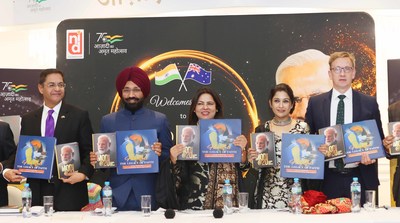Smt. Meenakshi Lekhi, Honourable Union Minister of State for External Affairs and Culture GoI releasing  the books on Prime Minister of India at Vishwa Sadbhavana event organised at Melbourne, by the NID Foundation, along with Manpreet Vohra, Indian High Commissioner to Australia and Foundation’s Chief Patron Satnam Singh Sandhu.