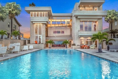 Luxurious Ocean House