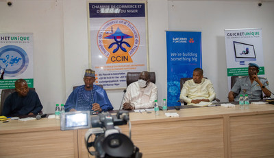 GÜCE-Nijer faaliyetlerinin başlatılması ve internet odasının açılışı.  12 Mayıs 2022, Nijer Ticaret ve Sanayi Odası'nda (CCIN)