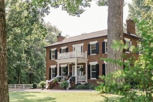 Boyd family returns to historic Boyd Harvey House for reunion