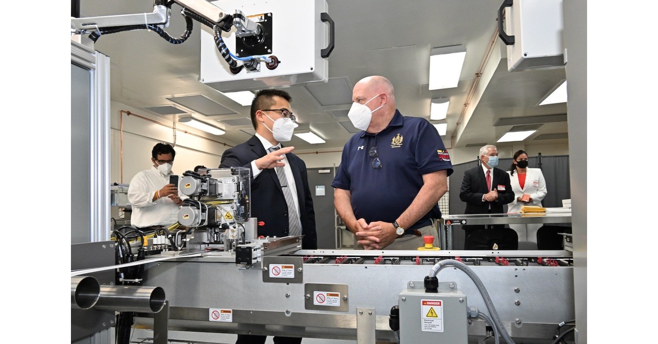 Maryland Governor Larry Hogan Tours MaximBio's COVID19 Rapid Antigen