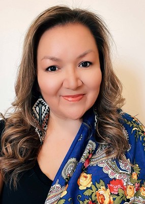 Linda Shecapio, from the Mistissini Cree community, received the 2nd Joyce Echaquan Scholarship (CNW Group/Institut National de la recherche scientifique (INRS))