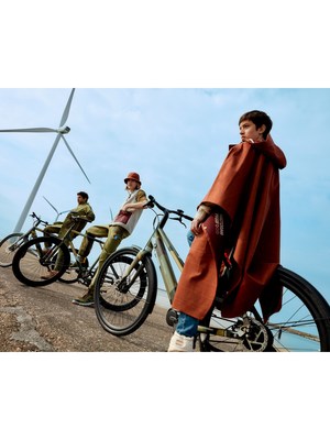 Scotch & Soda launches bike collaboration with Veloretti to celebrate 