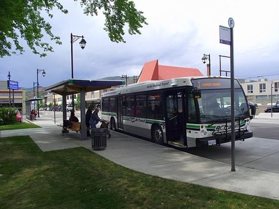 90 UBCO-North Okanagan Connector Bus, Attribution: Kiwibirdman (CNW Group/Unifor)