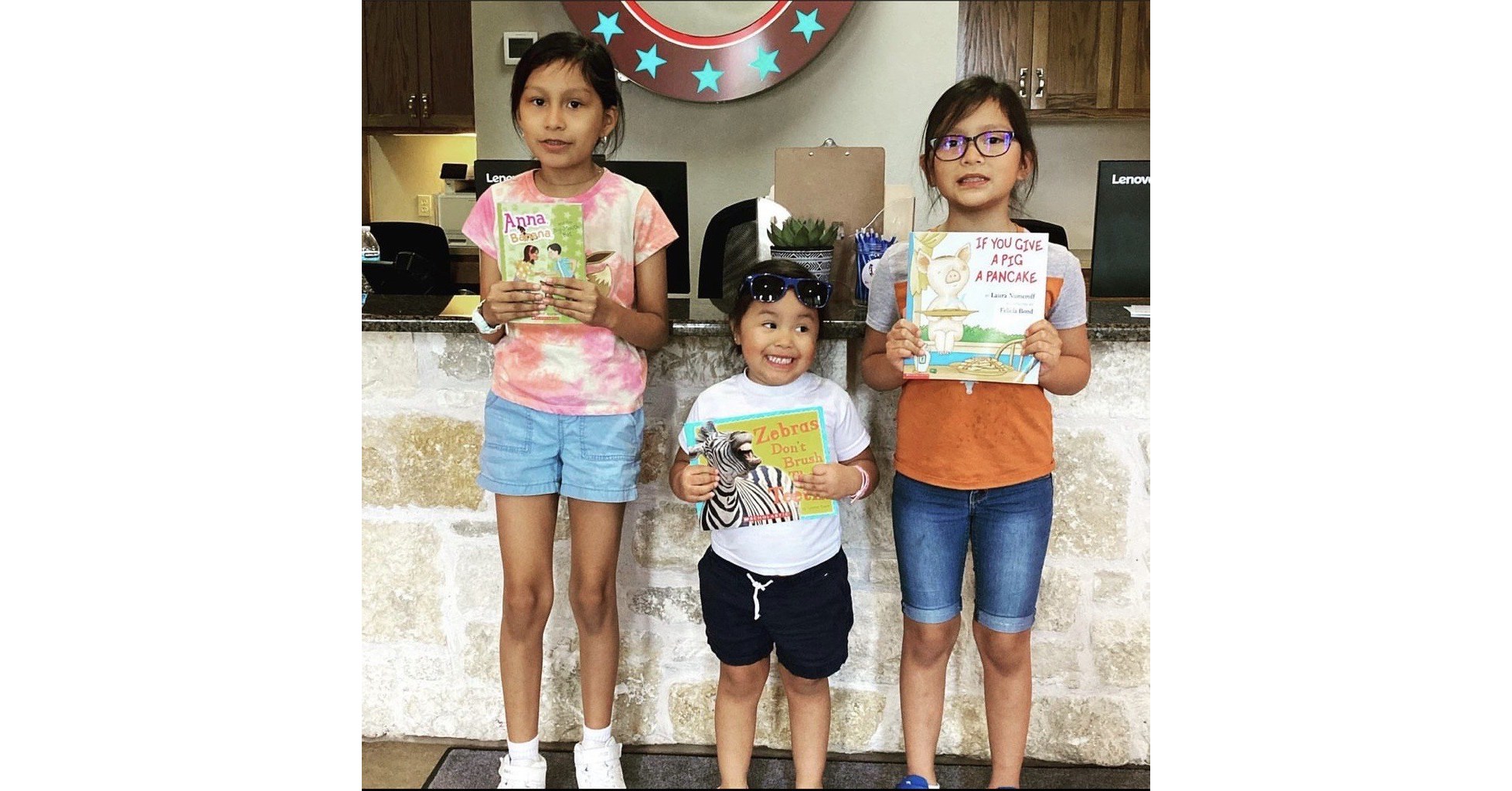 Smile Doctors to Provide Free Children's Books with Scholastic Literacy