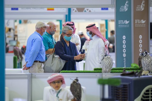 Saudi Arabia holds the largest platform of Falconry in the World (PRNewsfoto/Saudi Falcons Club)