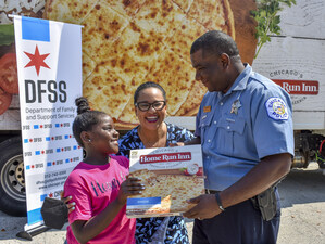 HOME RUN INN AND CITY OF CHICAGO DEPARTMENT OF FAMILY AND SUPPORT SERVICES JOINED CHICAGO POLICE DEPARTMENT, CHICAGO FIRE DEPARTMENT AND CHICAGO PUBLIC SCHOOLS TO KICK OFF THE SCHOOL YEAR WITH DELIVERY OF 2500 PIZZAS TO 11 ELEMENTARY SCHOOLS