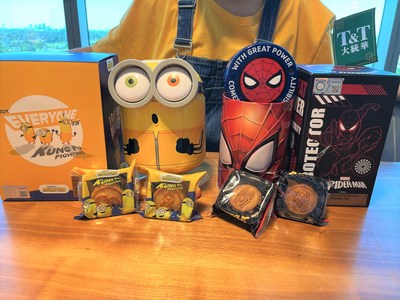 Mei Xin Minions Lotus Seed Paste and Mei Xin Marvel Spiderman Red Bean Mooncakes (CNW Group/T&T Supermarkets)