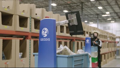 GEODIS signe un accord largi avec Locus Robotics pour dployer 1 000 LocusBots sur des sites d'entreposage mondiaux.