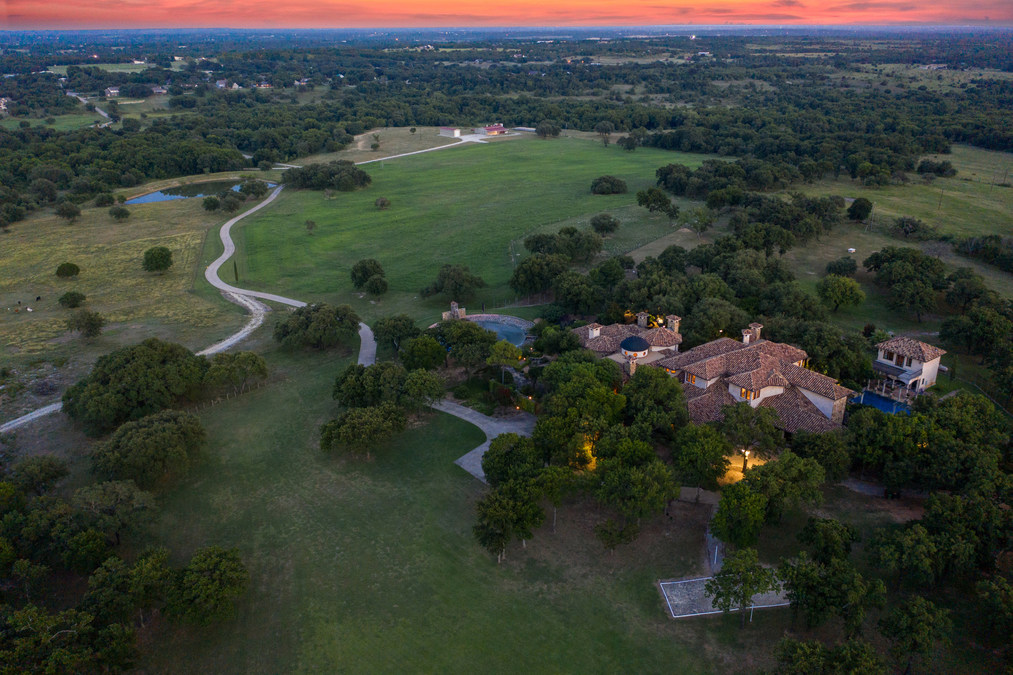 From a leading team at the #1 ranch division in North Texas, the sophisticated spread that takes the idea of a Texas ranch to another level - Vimarsana News