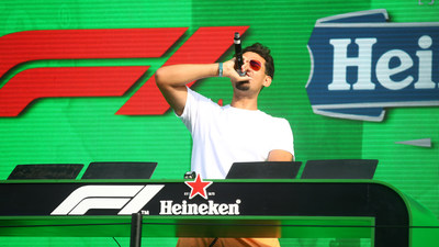 Afrojack closes out the Formula 1 Heineken® Dutch Grand Prix on the podium designed by Dutch artist Pablo Lücker.