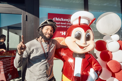 Dedicated fan Marcus McClam is Jollibee Philadelphia’s first official customer on Sept. 2, after waiting in line for more than nine hours. (Photo credit: Jollibee)