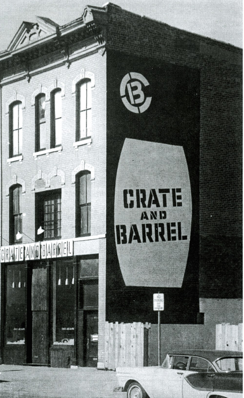 Crate & Barrel Wells Street Store