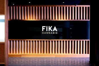 Located in the heart of the newly renovated Bay St. Promenade, FIKA is Union Station’s exclusive cannabis retailer. (CNW Group/FIKA)