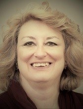 Ruth O. Edwards is recognized by Continental Who's Who