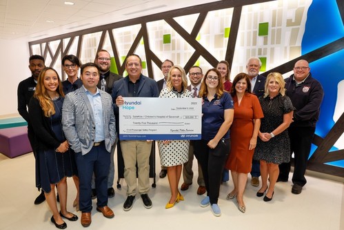 (front row, left to right) Vanessa Perez, corporate social responsibility, Hyundai Motor America, Andy Chen, engineer, vehicle safety investigations, Hyundai North American Safety Office, Brandon Ramirez, director, corporate social responsibility, Hyundai Motor America, Heather Newsome, assistant chief nursing officer, Children’s Hospital of Savannah, Jenna Morris, SafeKids coordinator, Children’s Hospital of Savannah, Kristen King, child life manager, Children’s Hospital of Savannah, Laura Dow, chief financial officer, Memorial Health; (back row, left to right) Terrance Ross, Hyundai of Savannah, Shelly Harrell, vice president, business development, Memorial Health, Chris Schimek, general manager, Hyundai of Savannah, Todd Isbell, chief nursing officer, Memorial Health, David Hoffenberg, chief operating officer, Memorial Health, Katie Van Hook, assistant chief nursing officer, Memorial Health, Les Fussell, Richmond Hill City Counsel, Chief Brendon Greene, Richmond Hill Fire Department at Dwaine & Cynthia Willett Children's Hospital Of Savannah in Savannah, Ga. on September 9, 2022. (Photo/Hyundai)