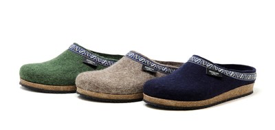 The new Stegmann x J.Crew lineup features Stegmann's most popular men's shoe, the Original 108 Clog in three colorways exclusive to J.Crew®: natural, dark forest, and navy.