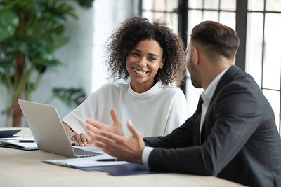 A loan applicant receives the good news that she’s been prequalified.