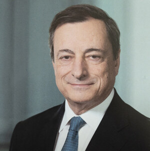 Die Stiftung Appell des Gewissens ehrt den italienischen Premierminister Mario Draghi mit dem 2022 World Statesman Award bei den 57. jährlichen Appell des Gewissens Awards