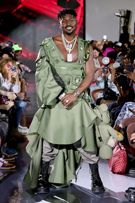 Antonio Brown walks the runway as Sprayground takes full control of travel fashion with an immersive show during New York Fashion Week on September 08, 2022 in New York City. (Photo by Theo Wargo/Getty Images for Sprayground)