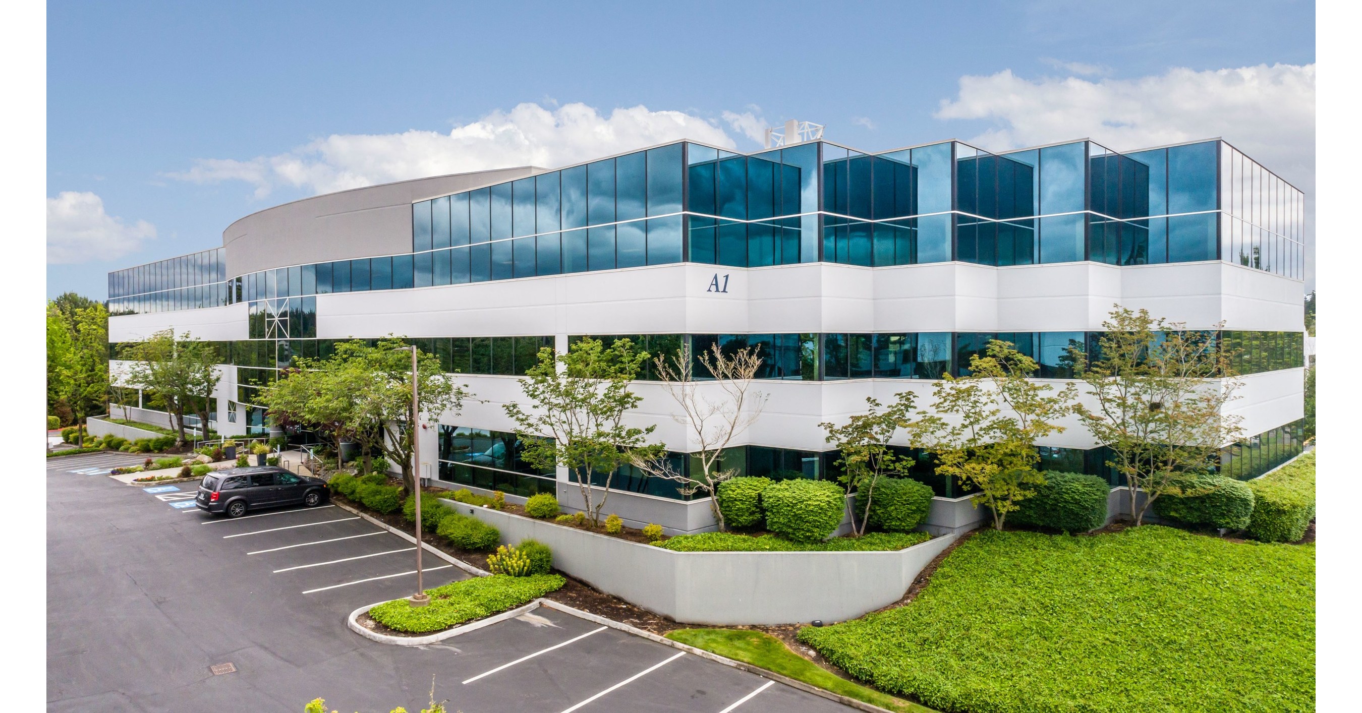The Roxborough Group Announces Conversion of Kirkland 405 Corporate Center to Net Zero Carbon Operations - Vimarsana News