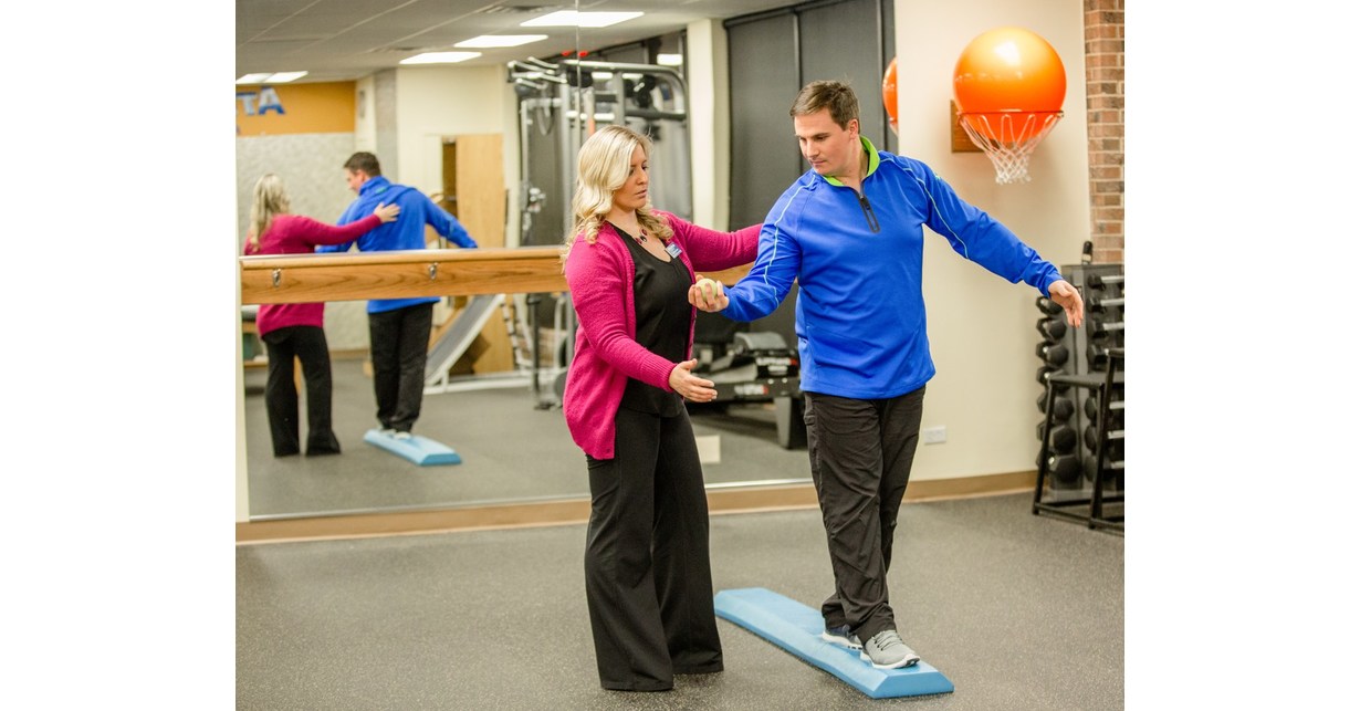 With Senior Falls on the Rise, Athletico Physical Therapy Highlights Importance of Fall Prevention