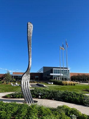 Hormel Foods Corporation dedicated “The Inspired People Plaza” complete with a two-ton, 25-foot-tall fork sculpture at its global headquarters in Austin, Minn. The plaza and sculpture are tributes to those who feed the world.