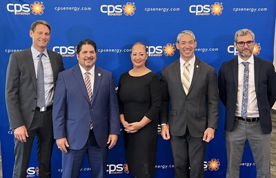 From left: Ingmar Sterzing, OnPeak Power, Rudy Garza,  CPS Energy, Janie Gonzalez, CPS Energy Board of Trustees, Ron Nirenberg, San Antonio Mayor, Doron Szportas, KARE