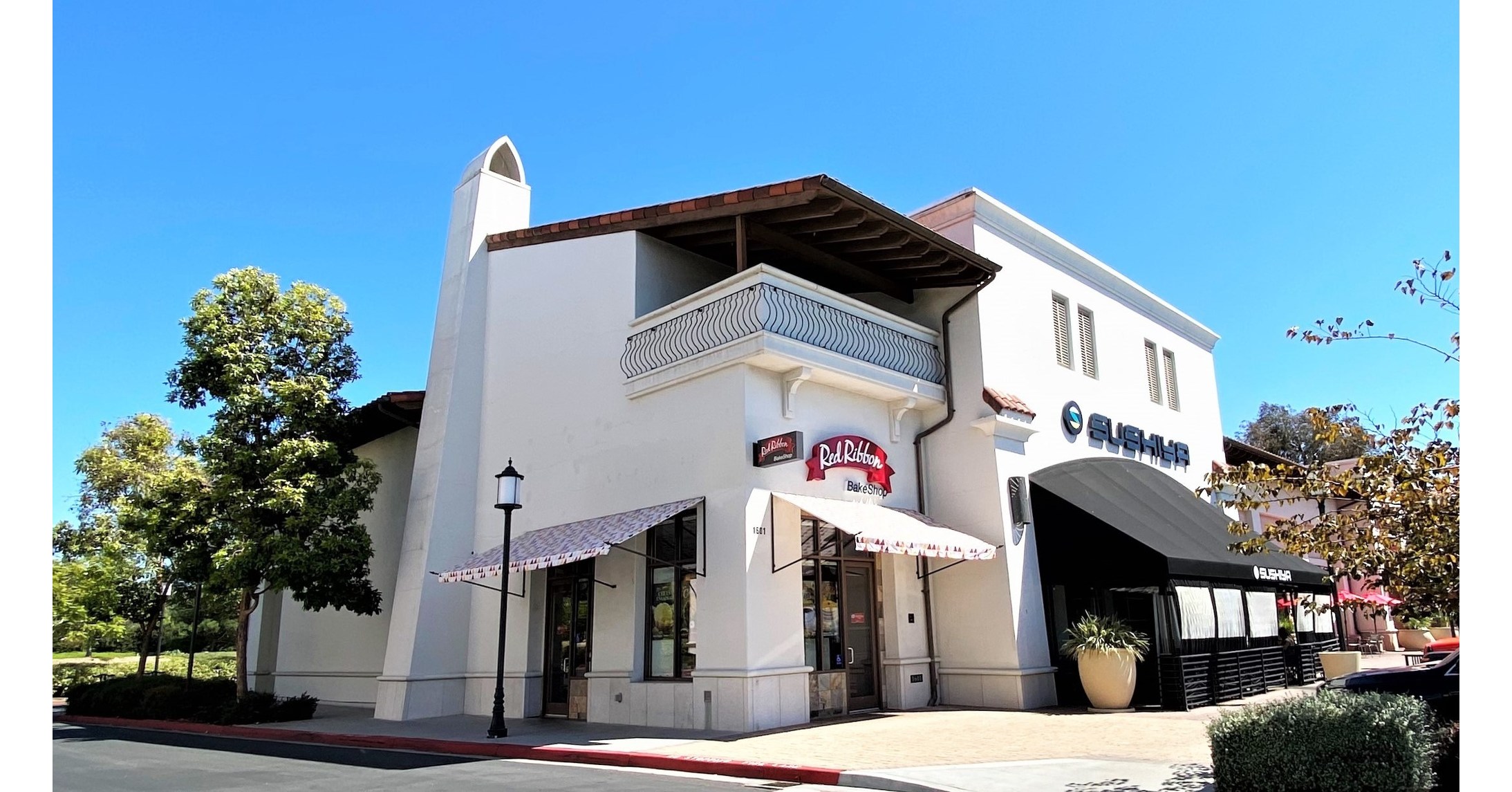 Photo of Red Ribbon Bakeshop celebra su tienda número 38 en los Estados Unidos con la apertura de su cuarta ubicación el 24 de septiembre en San Diego, California