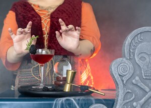 4 Hocus Pocus themed cocktails to raise your Halloween spirits