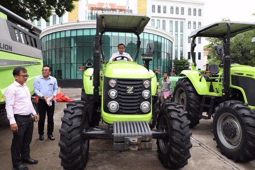 Zoomlion hizo entrega oficial de equipos agrícolas en donación a Camboya