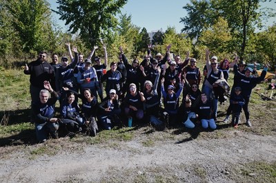 Des employés de Cogeco au Québec, en Ontario et aux États-Unis à l'œuvre dans le cadre de la Journée d’engagement communautaire 1Cogeco #Cogecommunauté (Groupe CNW/Cogeco inc.) (Groupe CNW/Cogeco inc.)