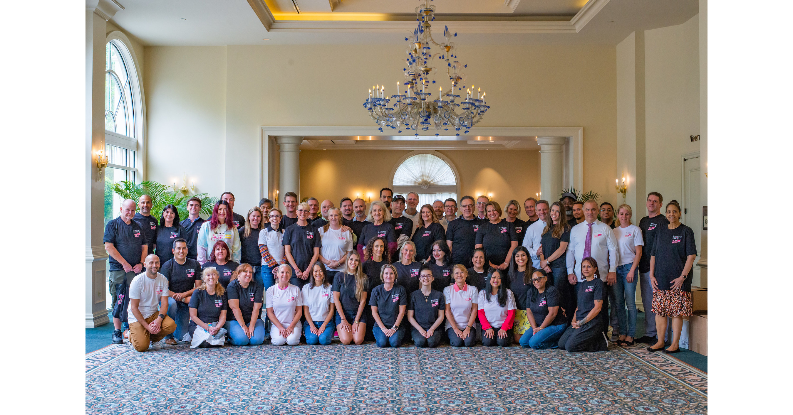 Le Macaron French Pastries® Celebrates with Franchise Partners At