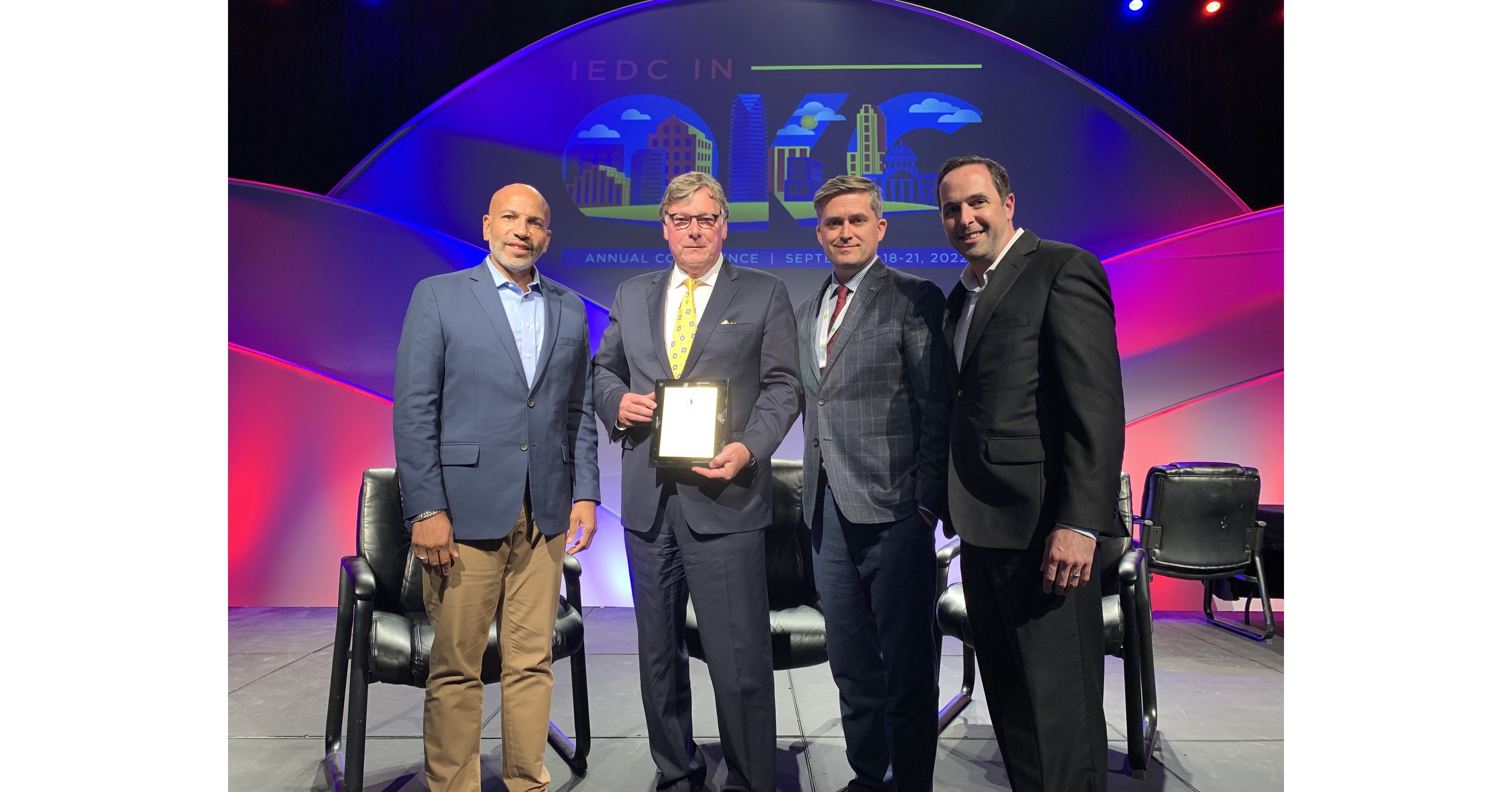 National Development Council, WA Dept. of Commerce Receive Award for Washington Small Business Loan Program - Vimarsana News