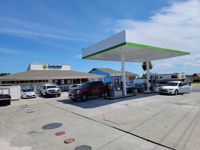 The first of many newly converted Cumberland Farms to open in the Gulf Coast, marking a wave of conversions from Tom Thumb stores to EG Group's popular northeast-brand.