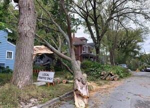 Unifor verse un don de 500 000 $ au fonds de secours de la Croix-Rouge canadienne pour venir en aide aux sinistrés de l'ouragan Fiona