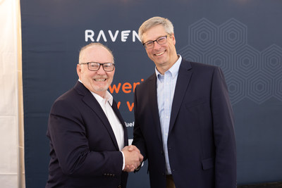 Mark Agee, vice president of business development and licensing at Emerging Fuels Technology (left), and Matt Murdock, founder and CEO of Raven (right).